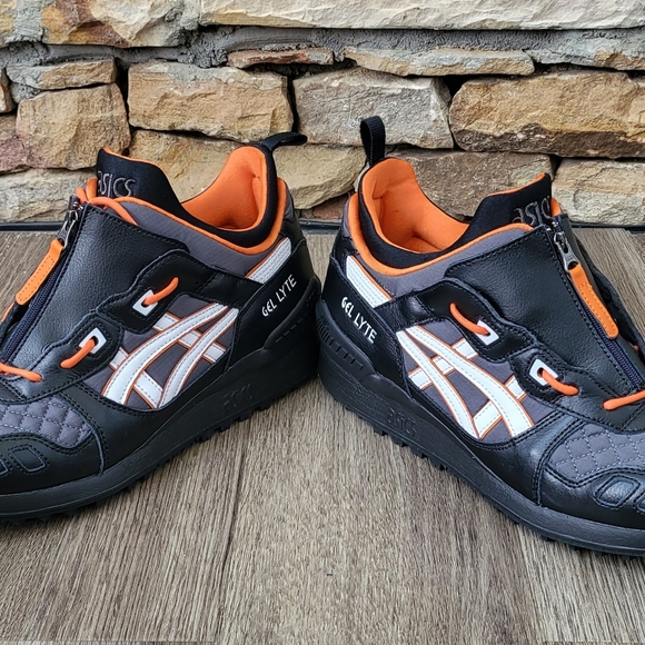 Asics Shoes Asics Tiger Gellyte Mt Black White Orange Mens Running Shoes Size 5 1191a143 Poshmark